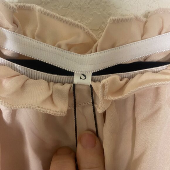 NWT Boosom Off-Shoulder Smocked Peplum Top Womens Size S Tan Flared Sleeves Boho - Picture 2 of 12